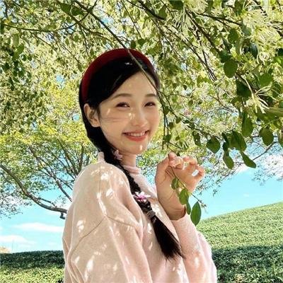 花吃了那女孩